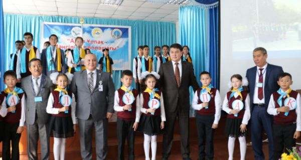 Түлкібаста &laquo;Адал ұрпақ&raquo; ерікті мектеп клубына қабылдау рәсімі өтті