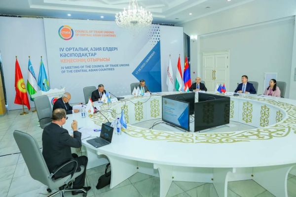 IV ЗАСЕДАНИЕ СПСЦА: ПРОФСОЮЗЫ ЦЕНТРАЛЬНОЙ АЗИИ ПОДПИСАЛИ СОГЛАШЕНИЕ ПО ВОПРОСАМ ТРУДОВОЙ МИГРАЦИИ
