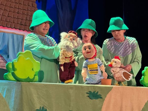 Шымкентский кукольный театр открыл 43-й сезон спектаклем &laquo;Добрый волк&raquo;