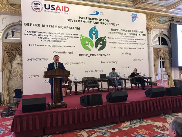 Ұласбек Сәдібеков: &laquo;Қоғамның дамуына өңірдегі үкіметтік емес ұйымдардың қосар үлесі мол&raquo;