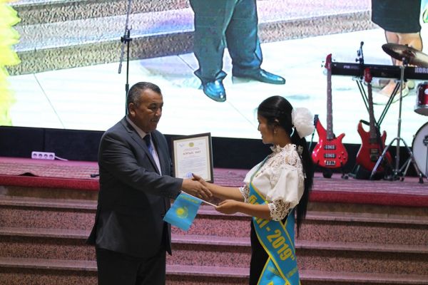 Түркістан облысы: Келес ауданында &laquo;Алтын белгі&raquo; иегерлерін марапаттады