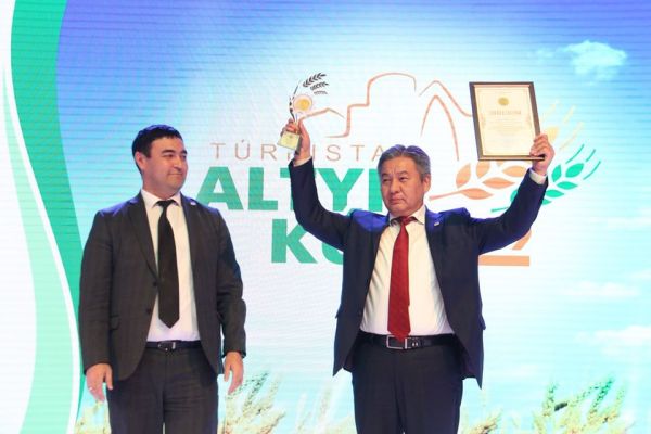 Түркістан облысы: Бәйдібек ауданы &laquo;Аltyn kuz-2019&raquo; мерекесінде марапатталды