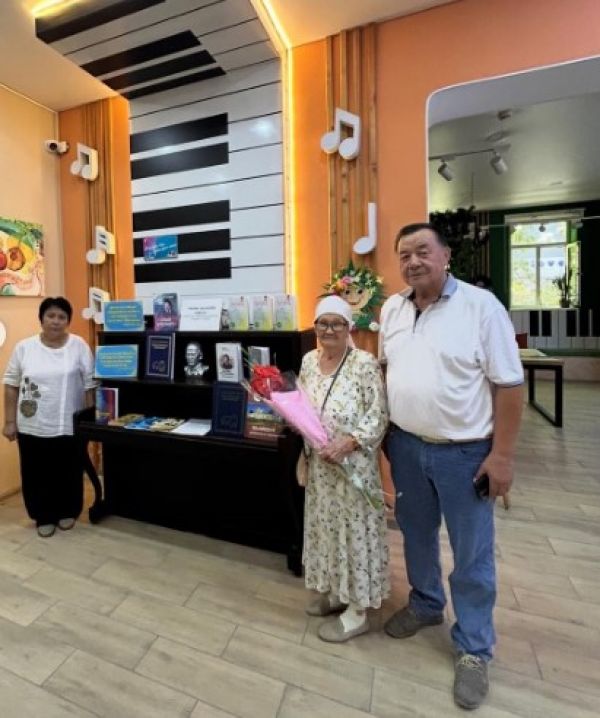 Памяти Короля казахского вальса