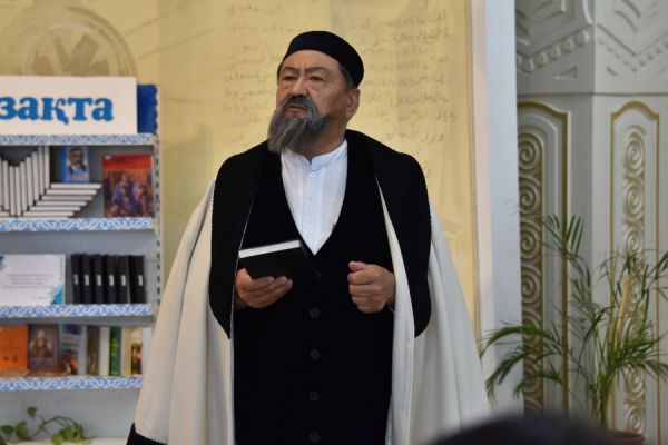 ШЫМКЕНТЦЫ ОТМЕТИЛИ ДЕНЬ АБАЯ