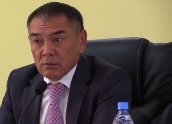 Әліпбек Өсербаев, Түркістан қаласының әкімі: &quot;Жұмыс істей алмасаң, көке-жәке көмектесе алмайды&quot;